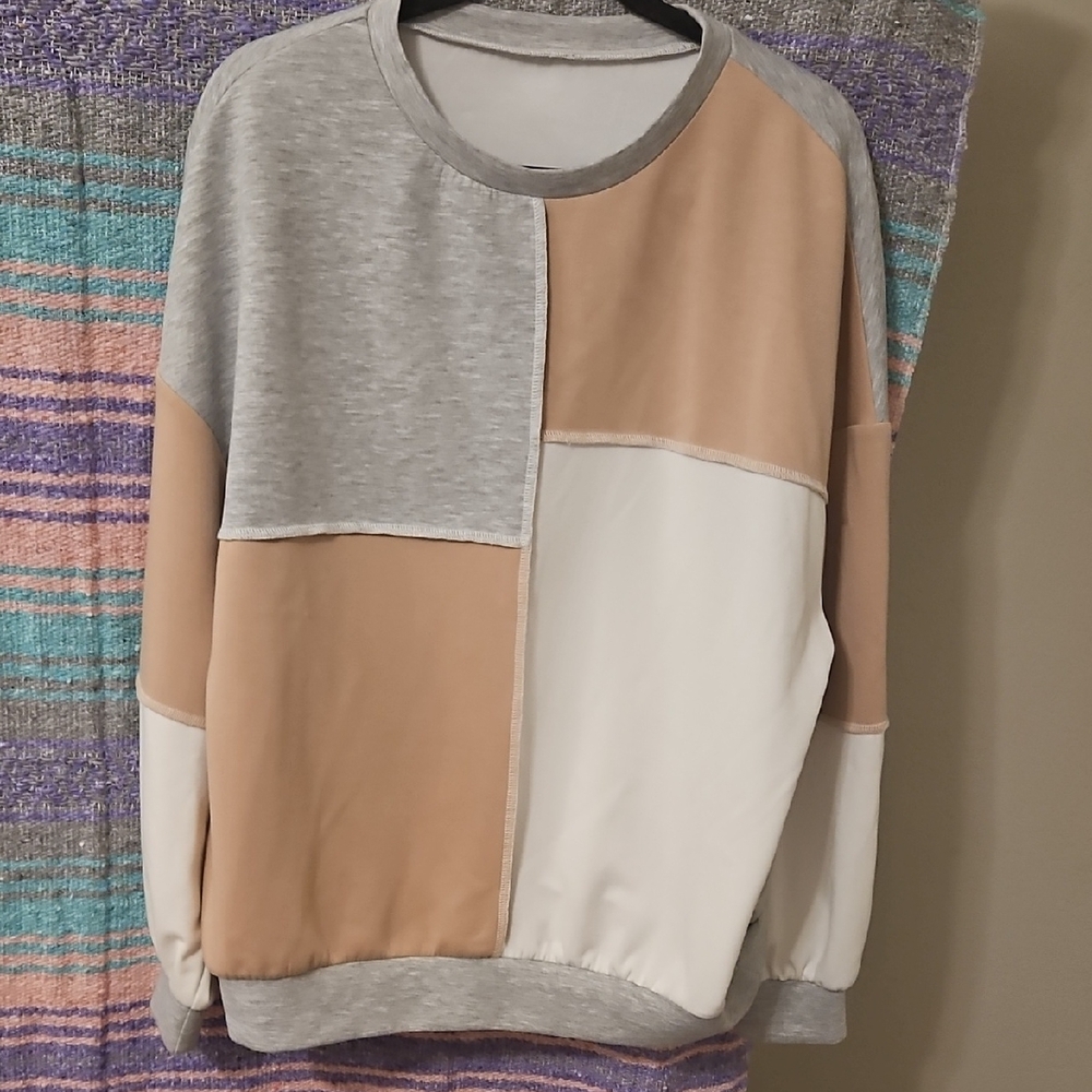 Colorblock Sweatshirt in Gray, Tan, and White